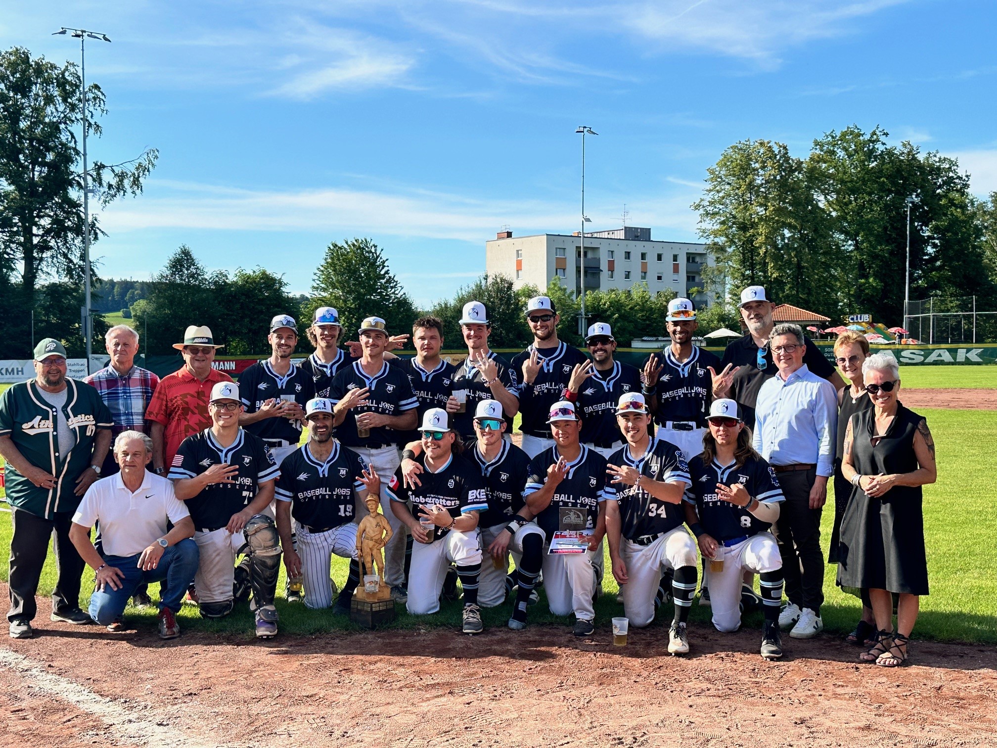 BBJO Globetrotters three-peat Finkstonball Trophy