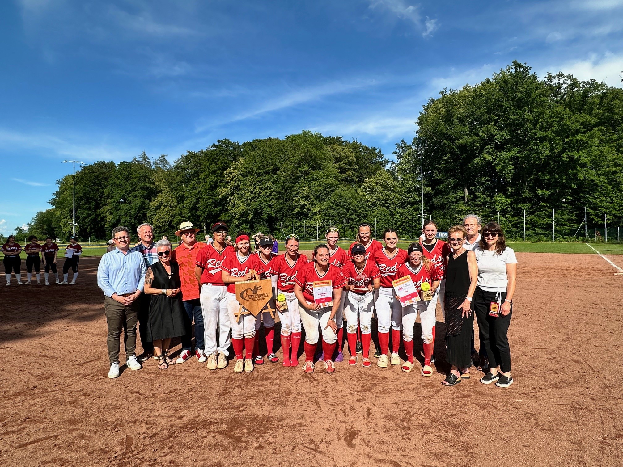 Stuttgart Reds win Finkstonball Fastpitch 2024